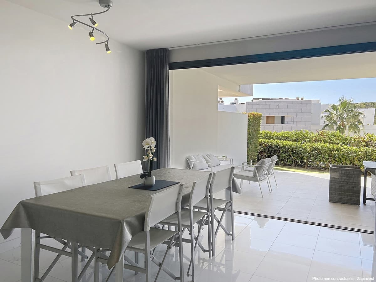 Ground Floor Apartment in Casares — photo 7 of 10