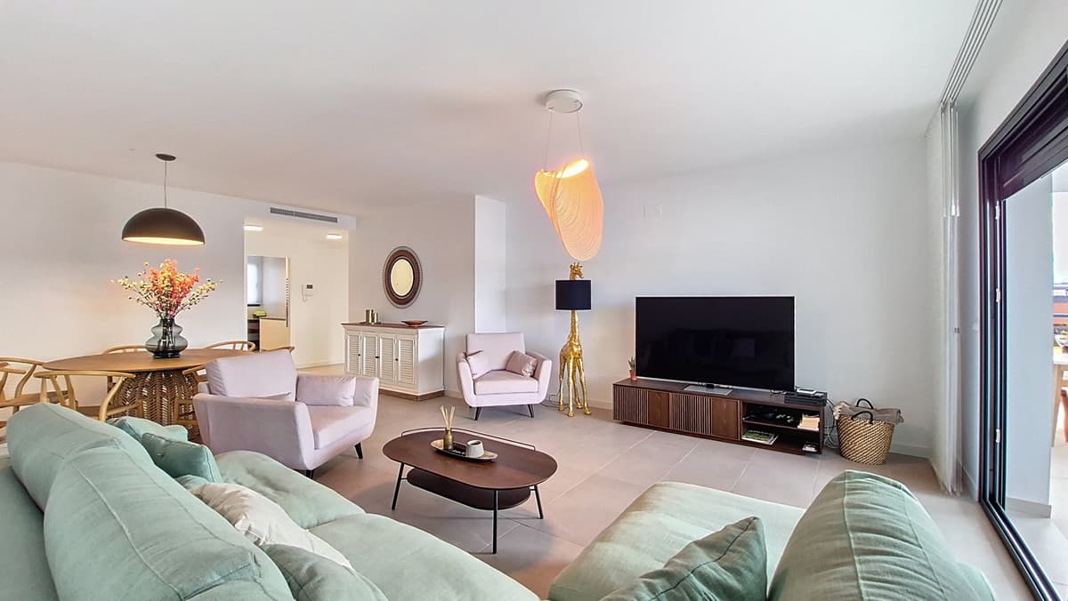 Middle Floor Apartment in Casares — photo 9 of 10