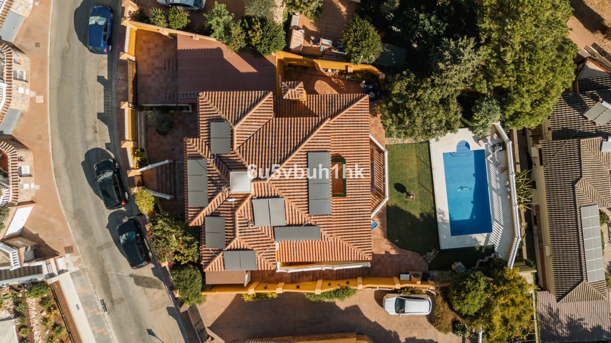 Detached Villa in Mijas Costa — photo 3 of 10