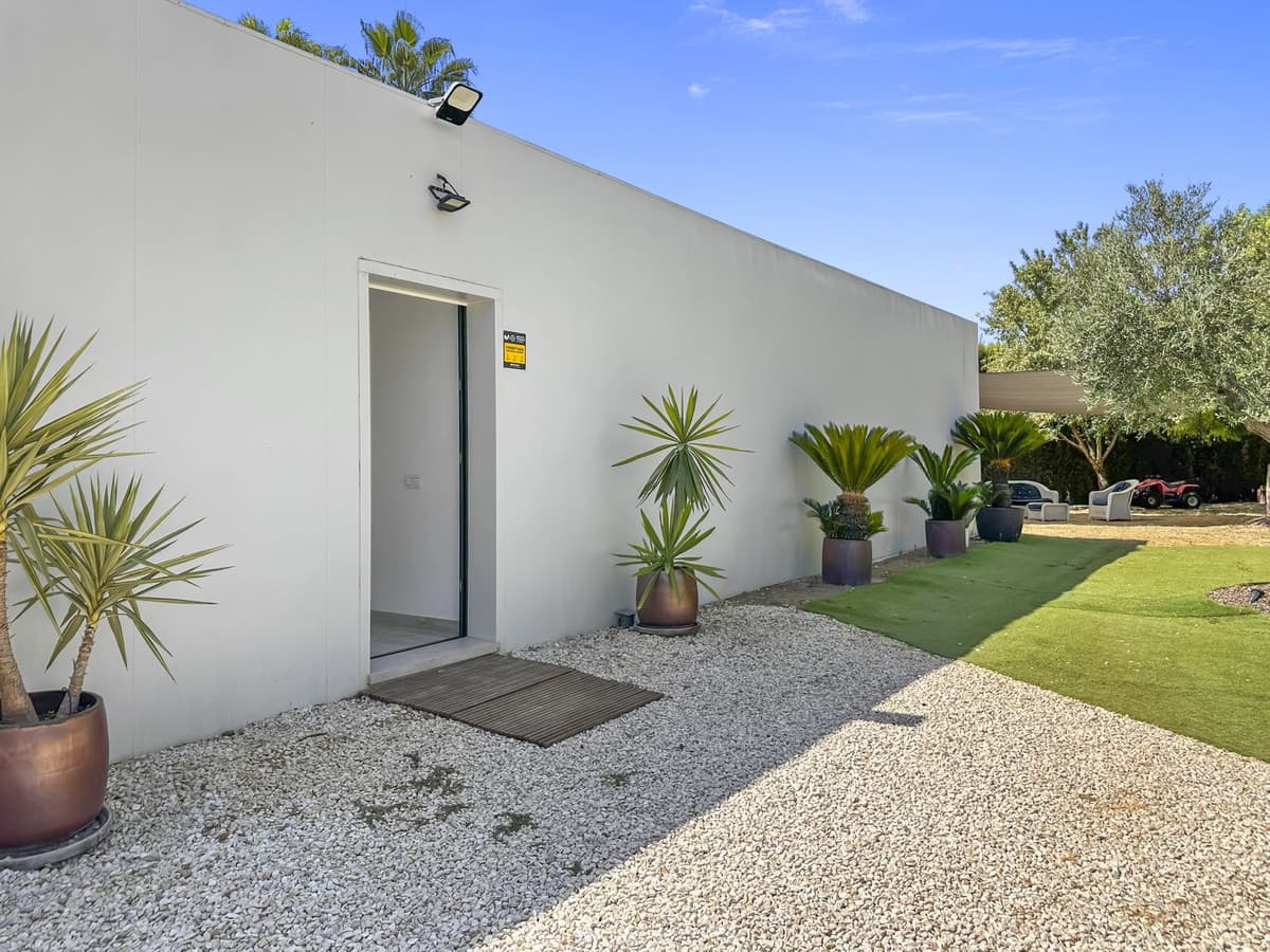 Detached Villa in San Martín de Tesorillo — photo 3 of 10