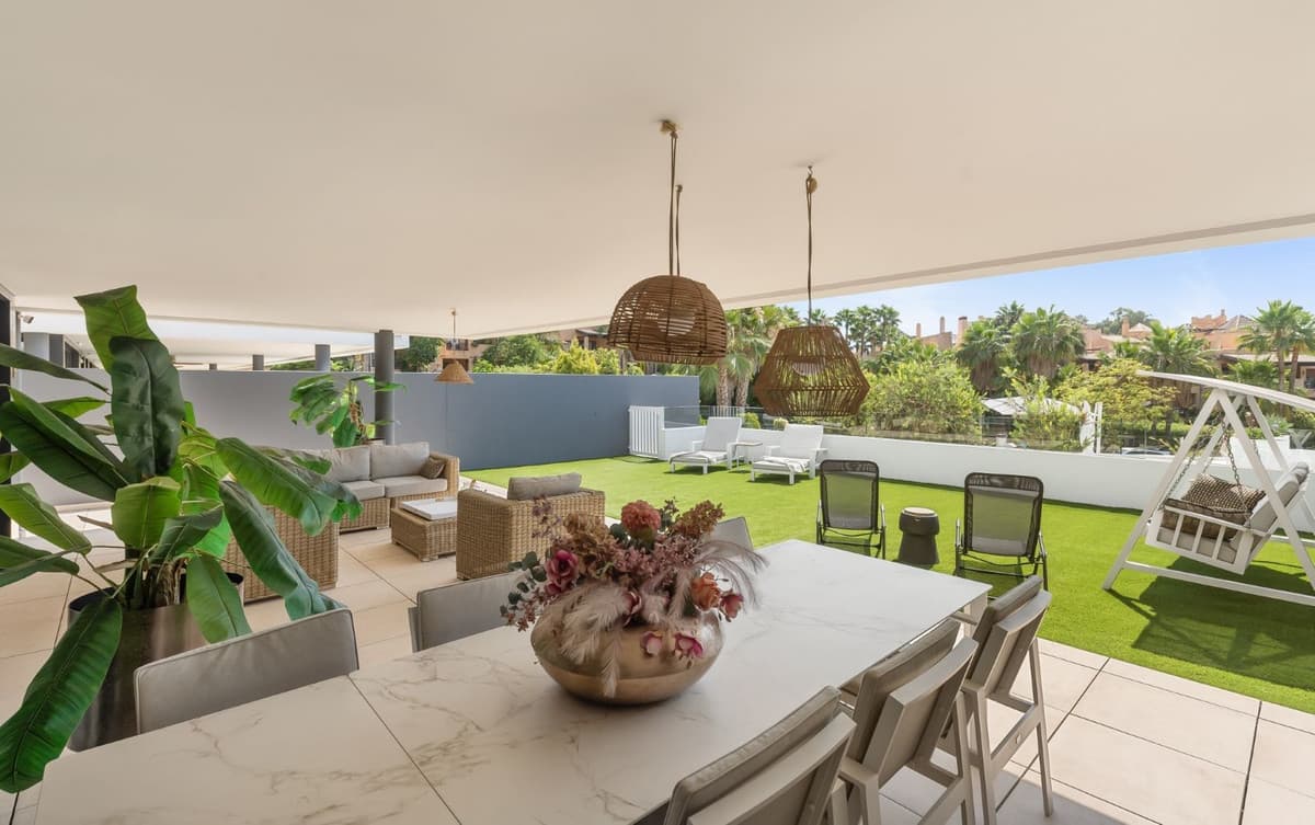 Ground Floor Apartment in Estepona — photo 1 of 10