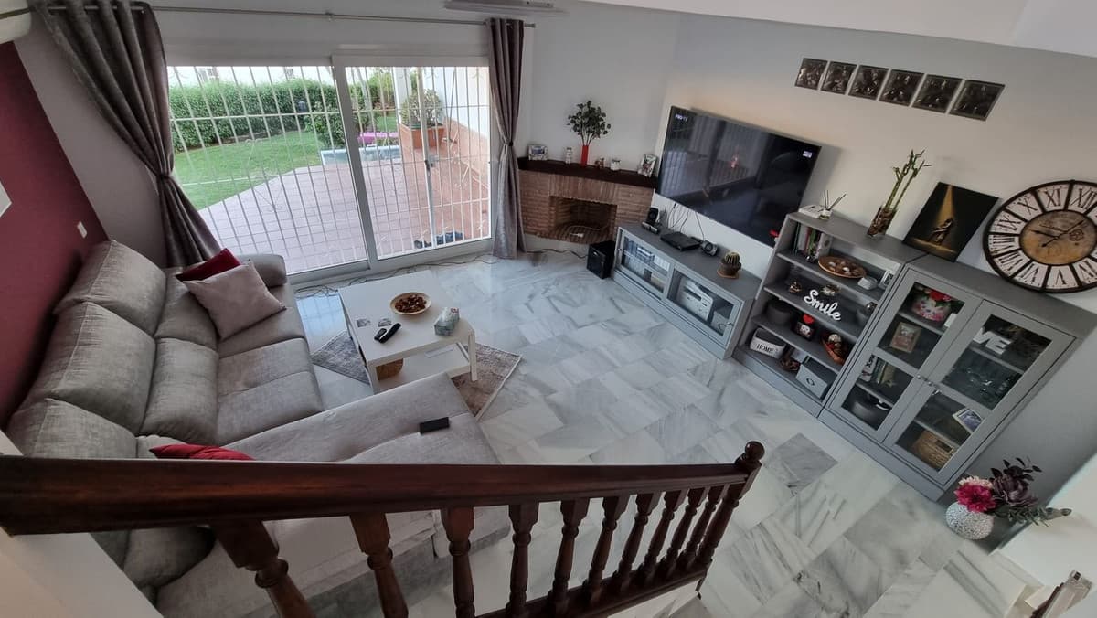 Townhouse in Calahonda — photo 4 of 10