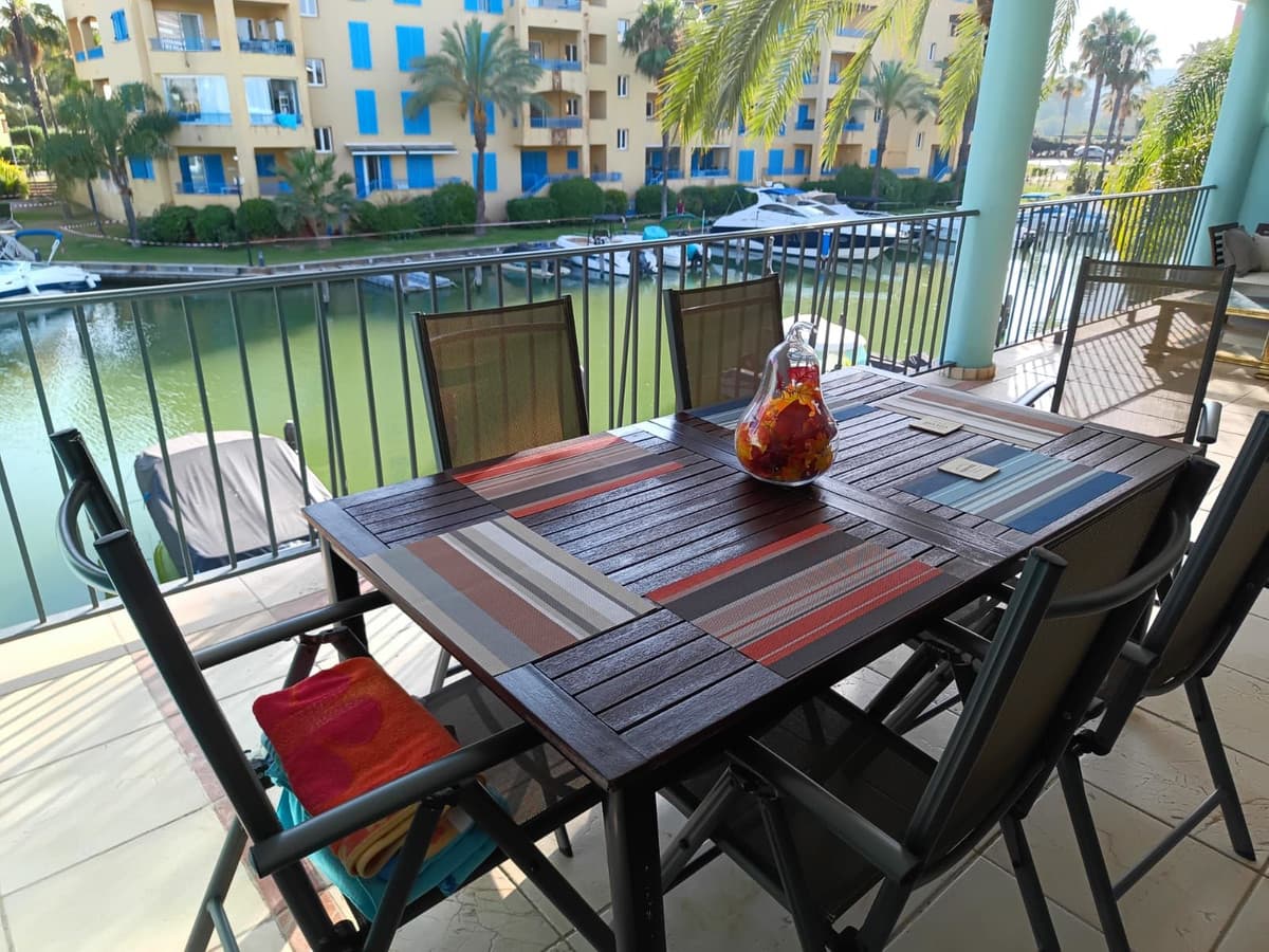 Middle Floor Apartment in Sotogrande Marina — photo 5 of 10