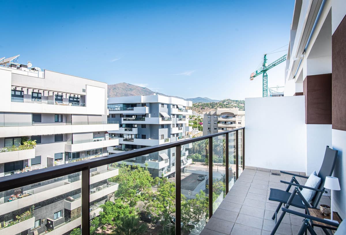 Middle Floor Apartment in Estepona — photo 9 of 10