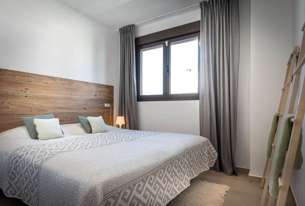 Middle Floor Apartment in Estepona — photo 10 of 10