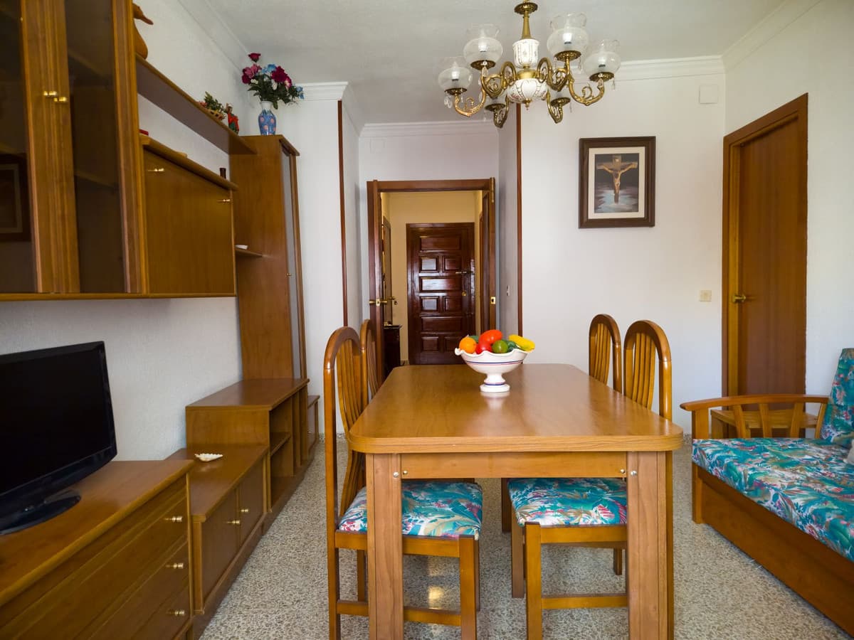 Middle Floor Apartment in Fuengirola — photo 1 of 10