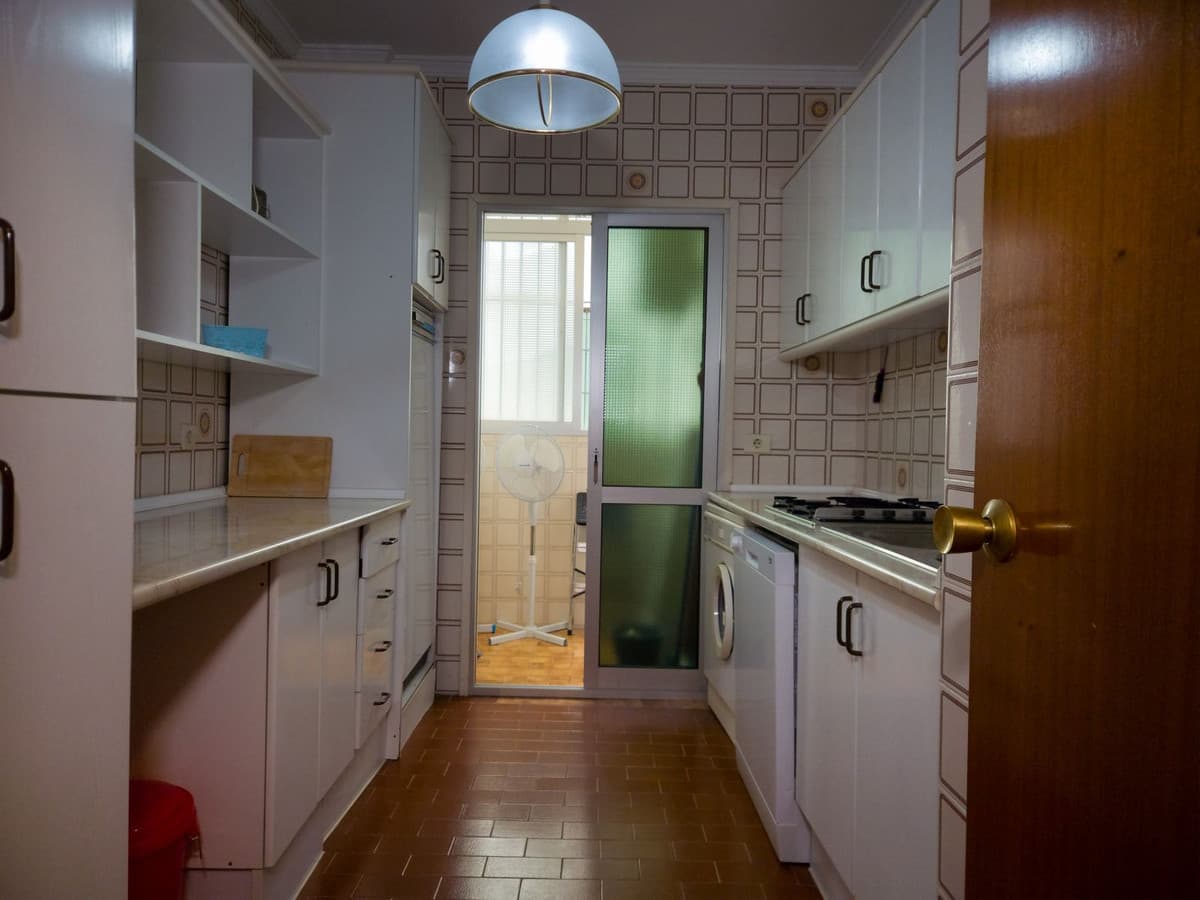 Middle Floor Apartment in Fuengirola — photo 3 of 10