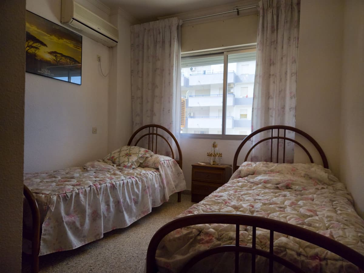 Middle Floor Apartment in Fuengirola — photo 10 of 10