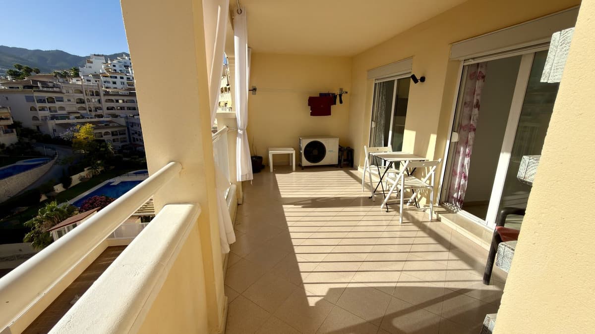 Middle Floor Apartment in Torrequebrada — photo 6 of 10