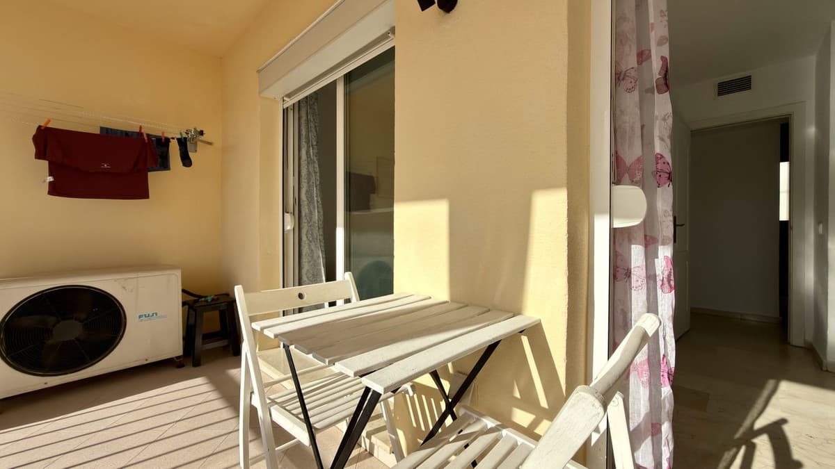 Middle Floor Apartment in Torrequebrada — photo 9 of 10