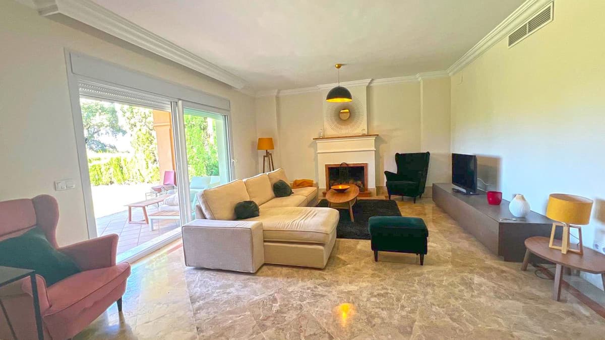 Semi-Detached House in Marbella — photo 6 of 10