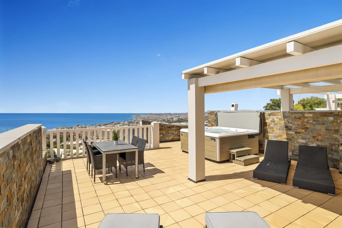 Penthouse Duplex in Benalmadena — photo 1 of 10