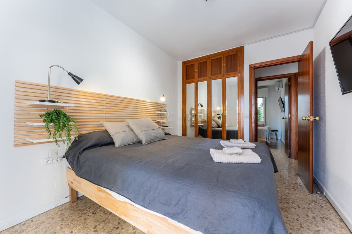 Middle Floor Apartment in Málaga Centro — photo 6 of 10