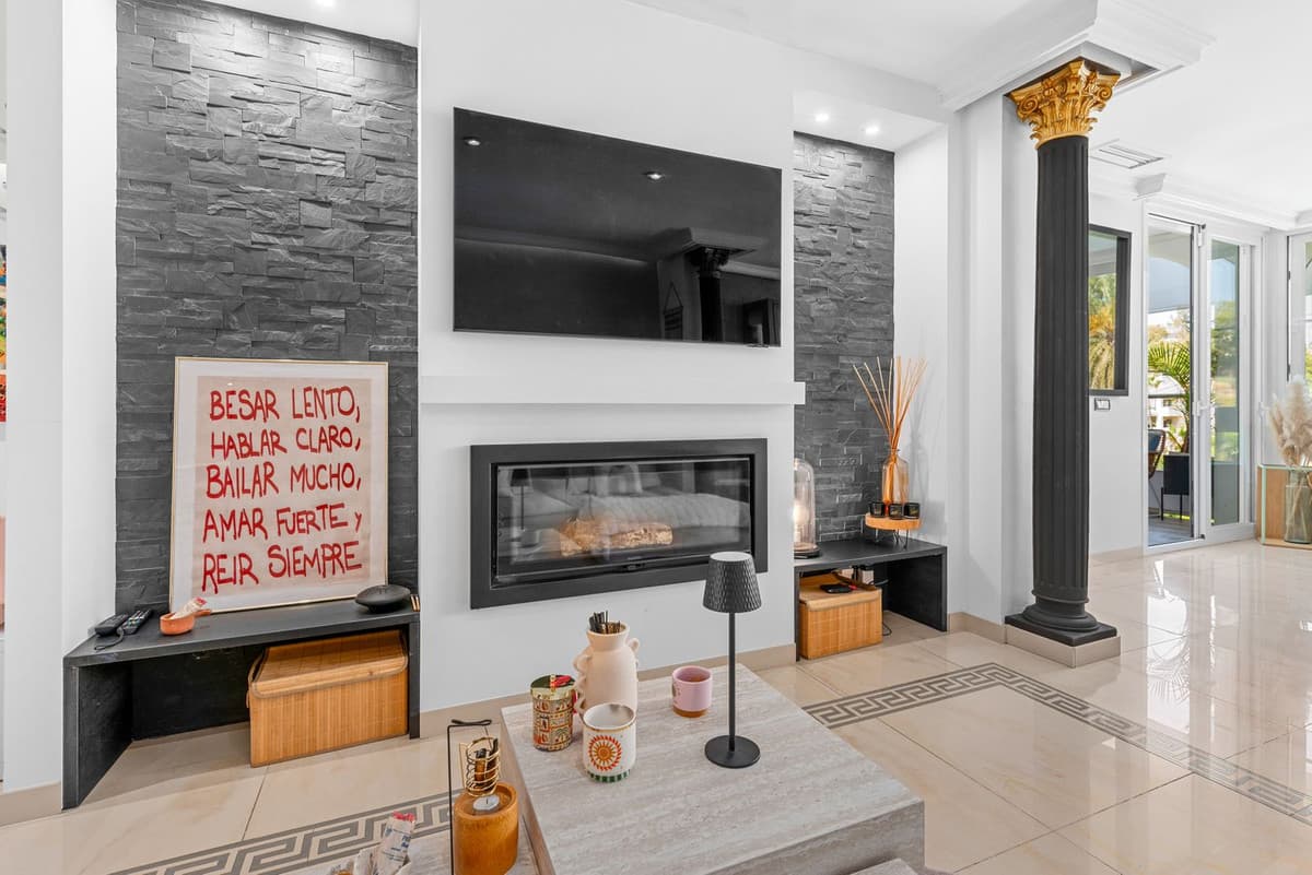 Top Floor Apartment in Benahavís — photo 8 of 10