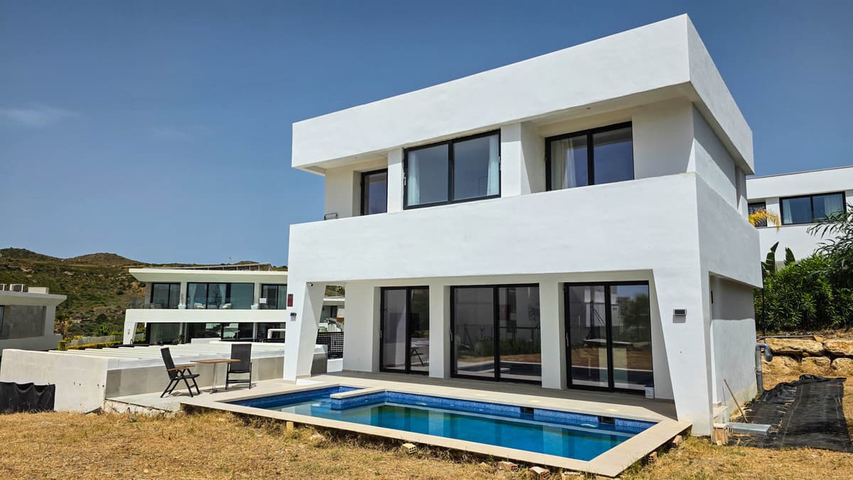 Detached Villa in La Duquesa — photo 10 of 10