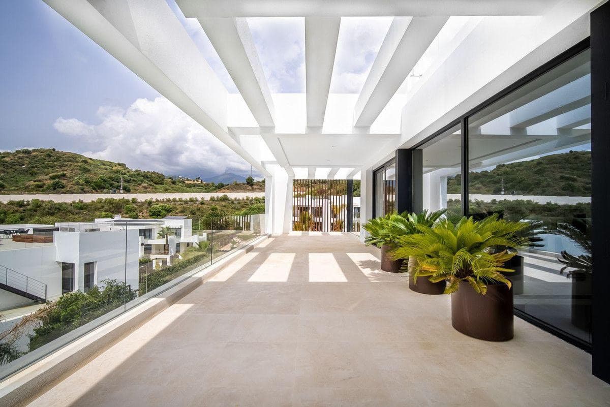 Detached Villa in Nueva Andalucía — photo 9 of 10