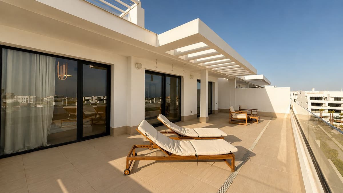 Penthouse in Estepona — photo 2 of 10