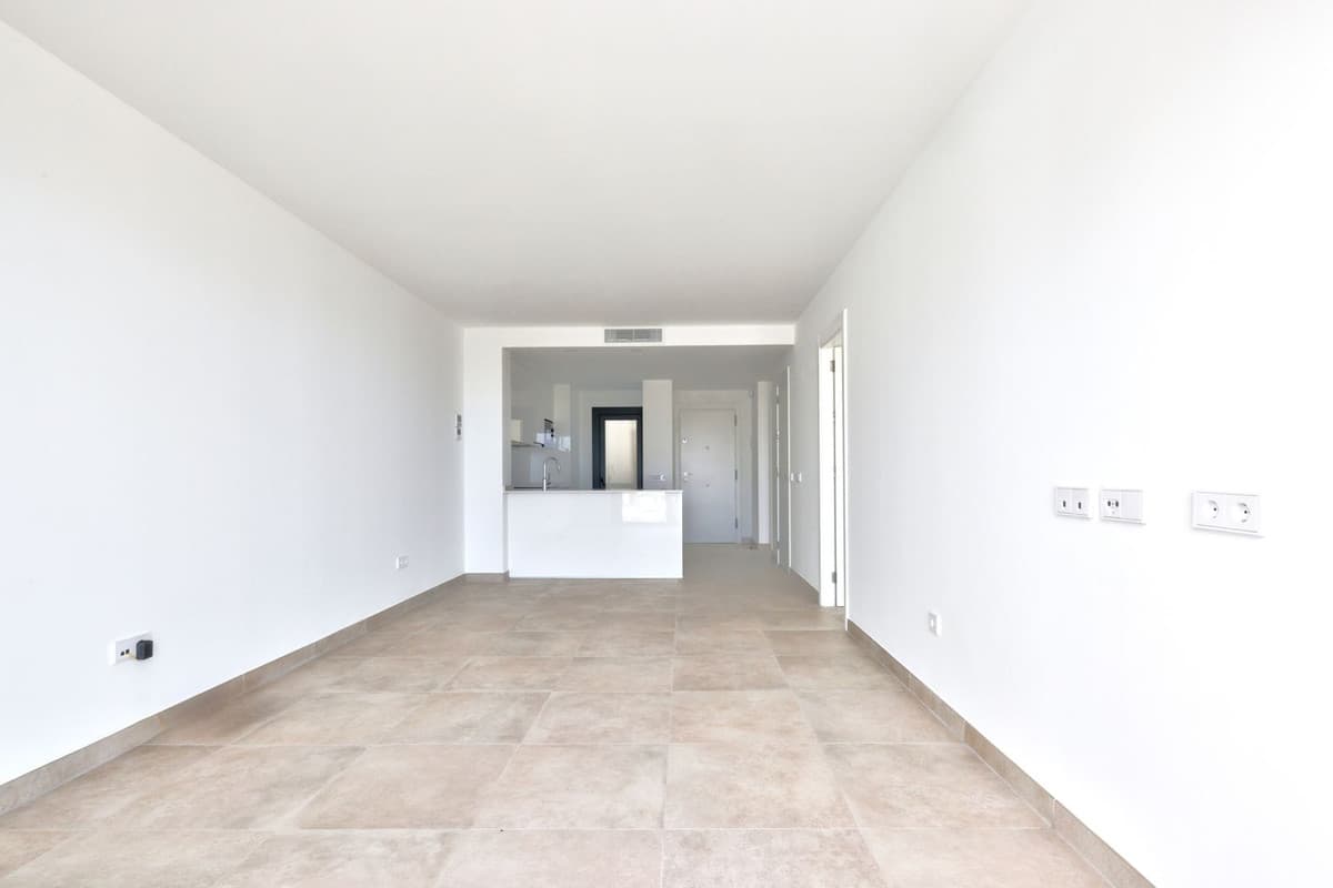 Top Floor Apartment in Higueron — photo 9 of 10