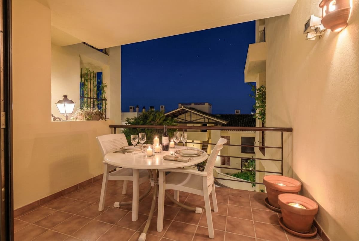 Ground Floor Apartment in Benahavís — photo 5 of 10