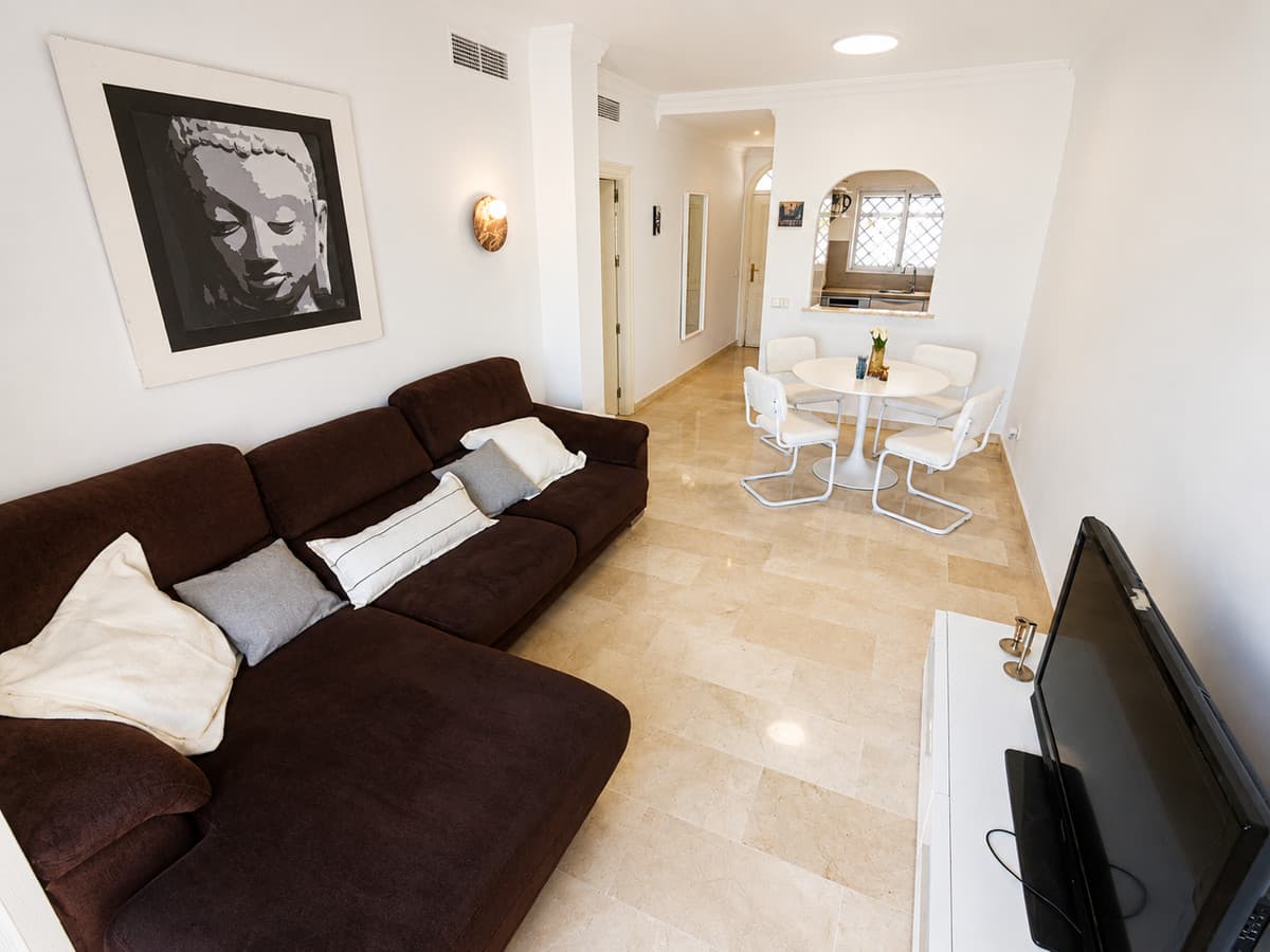 Penthouse in Nueva Andalucía — photo 2 of 10