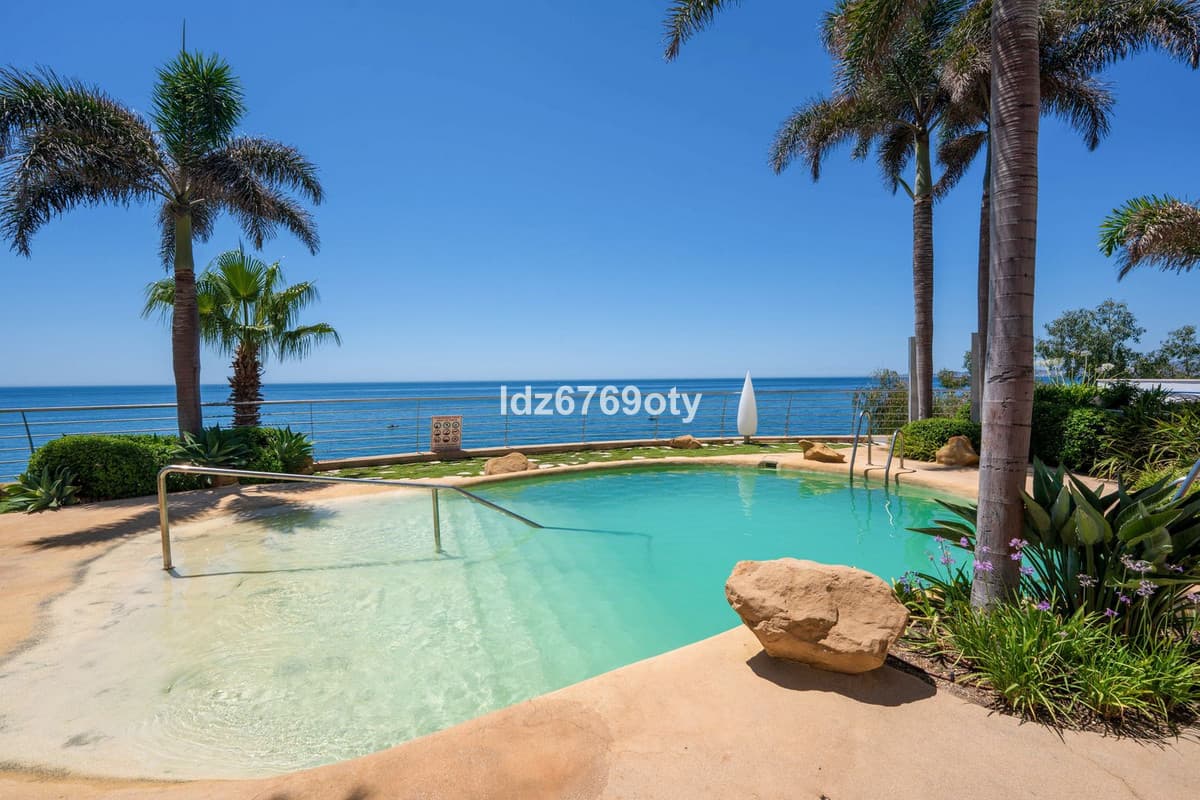 Middle Floor Apartment in Benalmadena Costa