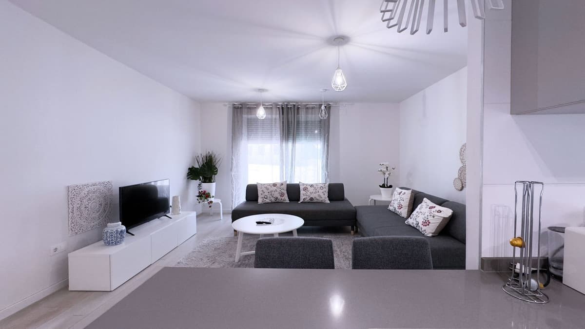 Ground Floor Apartment in Marbella — photo 3 of 10