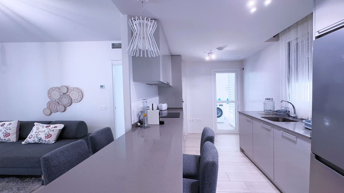 Ground Floor Apartment in Marbella — photo 5 of 10