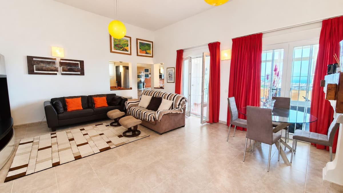 Detached Villa in La Duquesa — photo 7 of 10