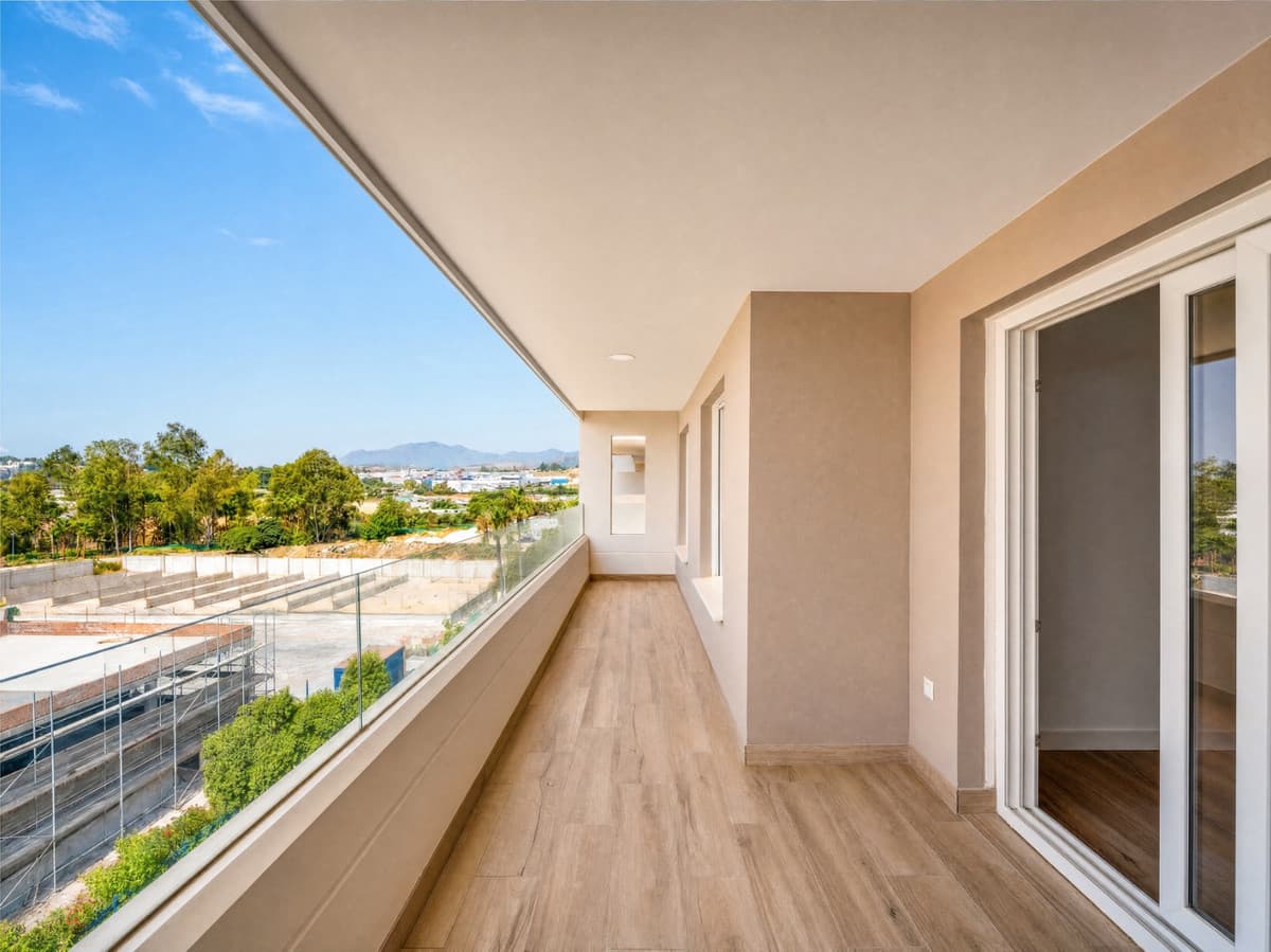 Middle Floor Apartment in Nueva Andalucía — photo 6 of 10