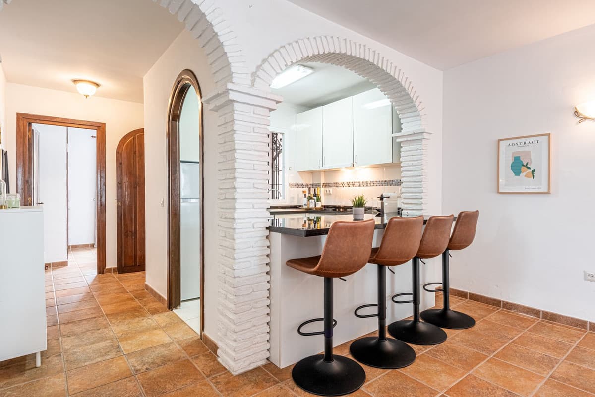 Middle Floor Apartment in Riviera del Sol — photo 6 of 10