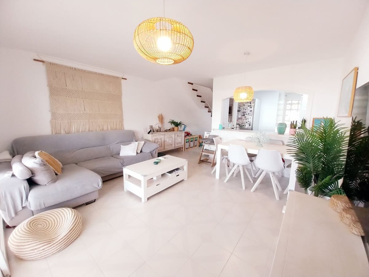 Duplex in Calahonda — photo 2 of 10