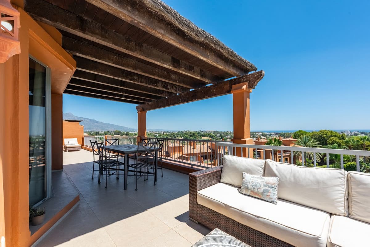 Penthouse in Atalaya — photo 2 of 10