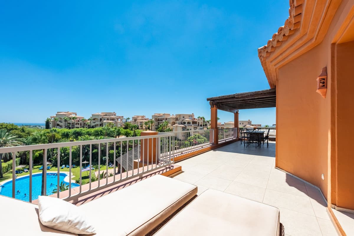 Penthouse in Atalaya — photo 10 of 10