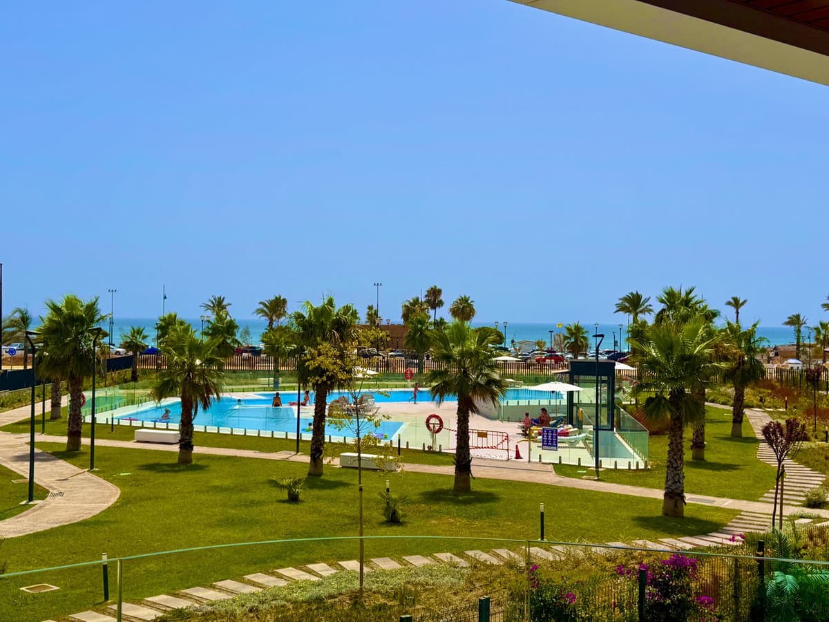 Middle Floor Apartment in Torremolinos — photo 2 of 10
