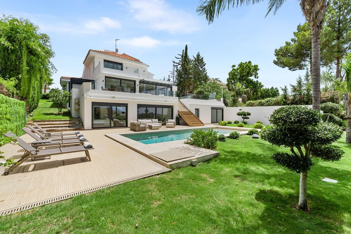 Detached Villa in Nueva Andalucía — photo 9 of 10