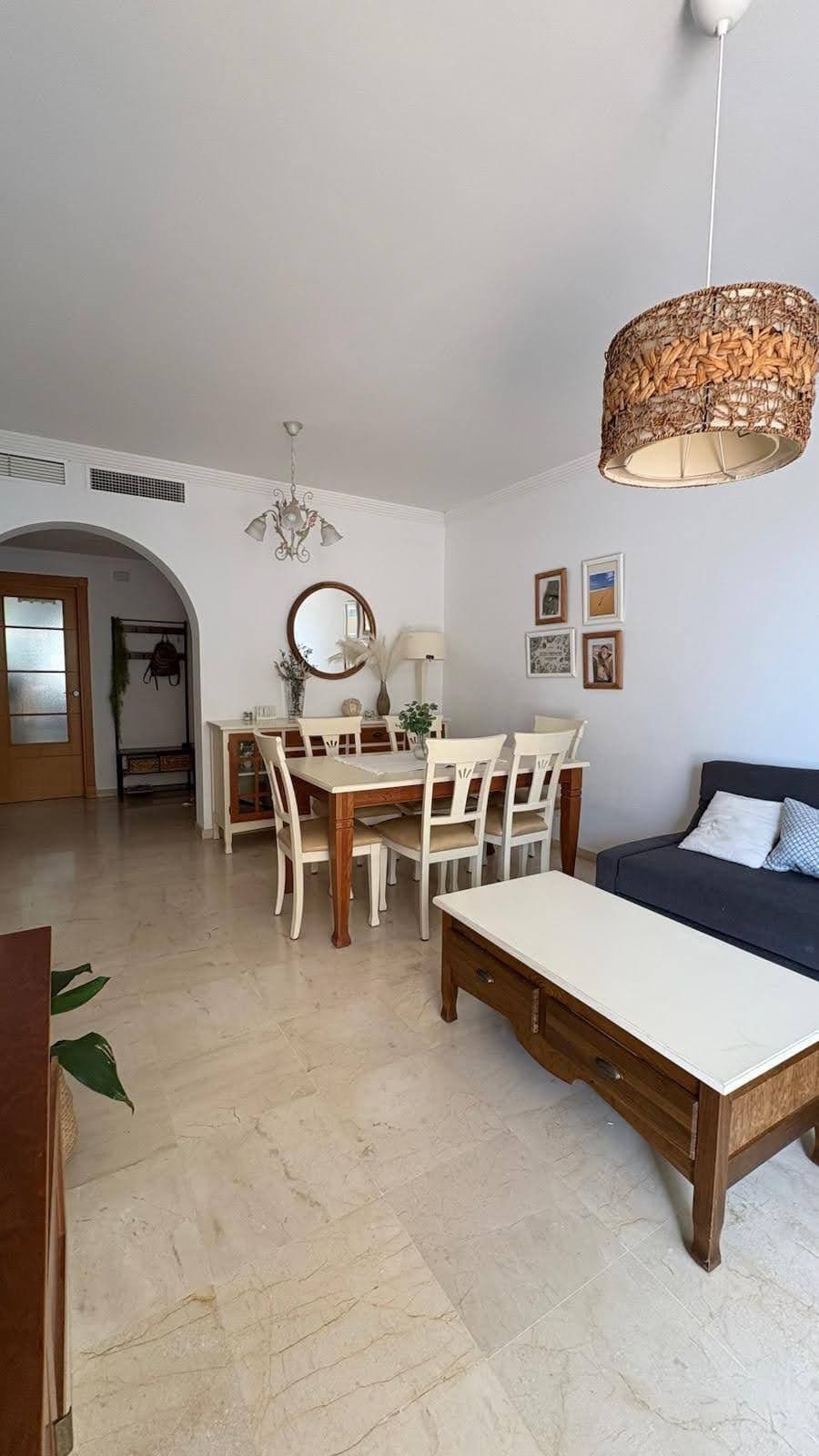 Middle Floor Apartment in Benalmadena — photo 5 of 10