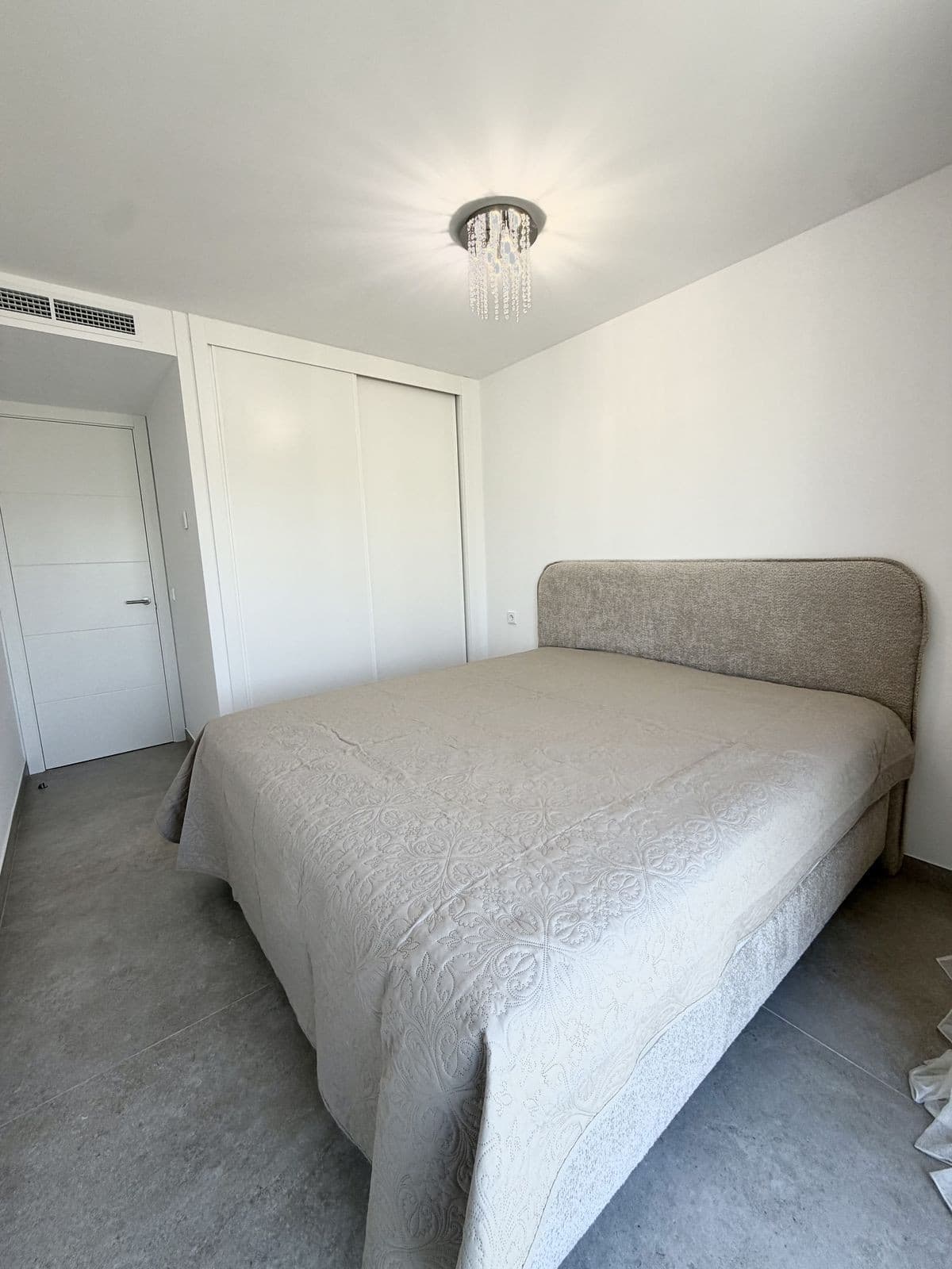 Penthouse Duplex in Bel Air — photo 1 of 10