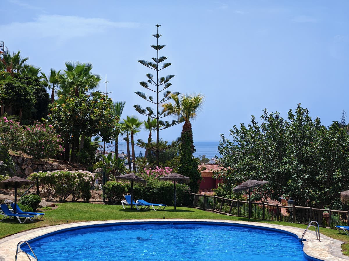 Middle Floor Apartment in Reserva de Marbella — photo 1 of 10