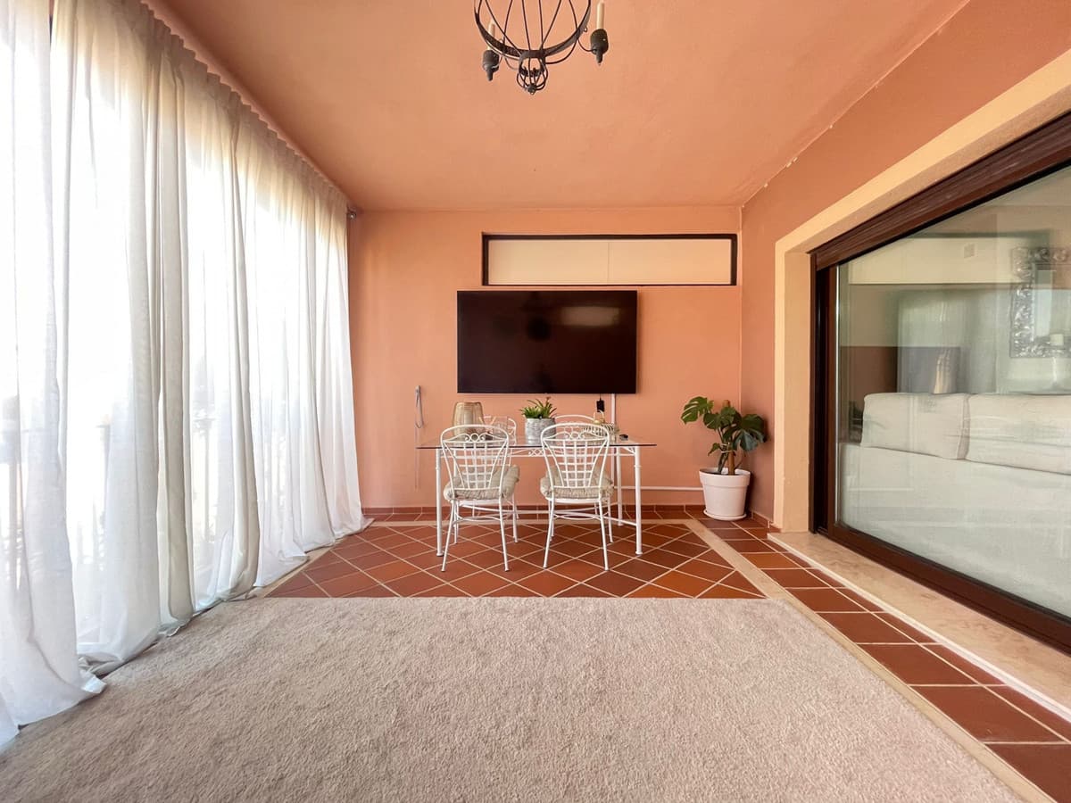 Townhouse in Estepona — photo 6 of 10