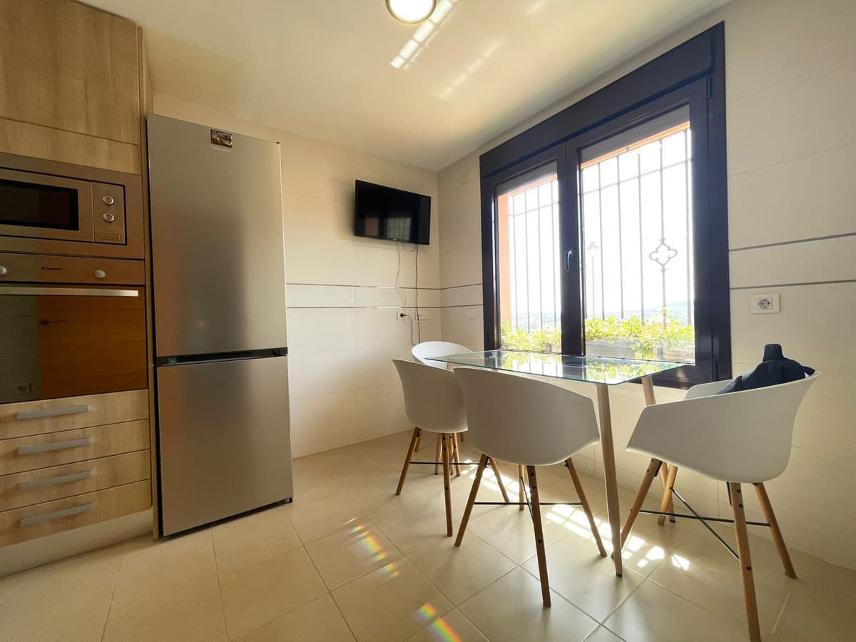 Townhouse in Estepona — photo 8 of 10