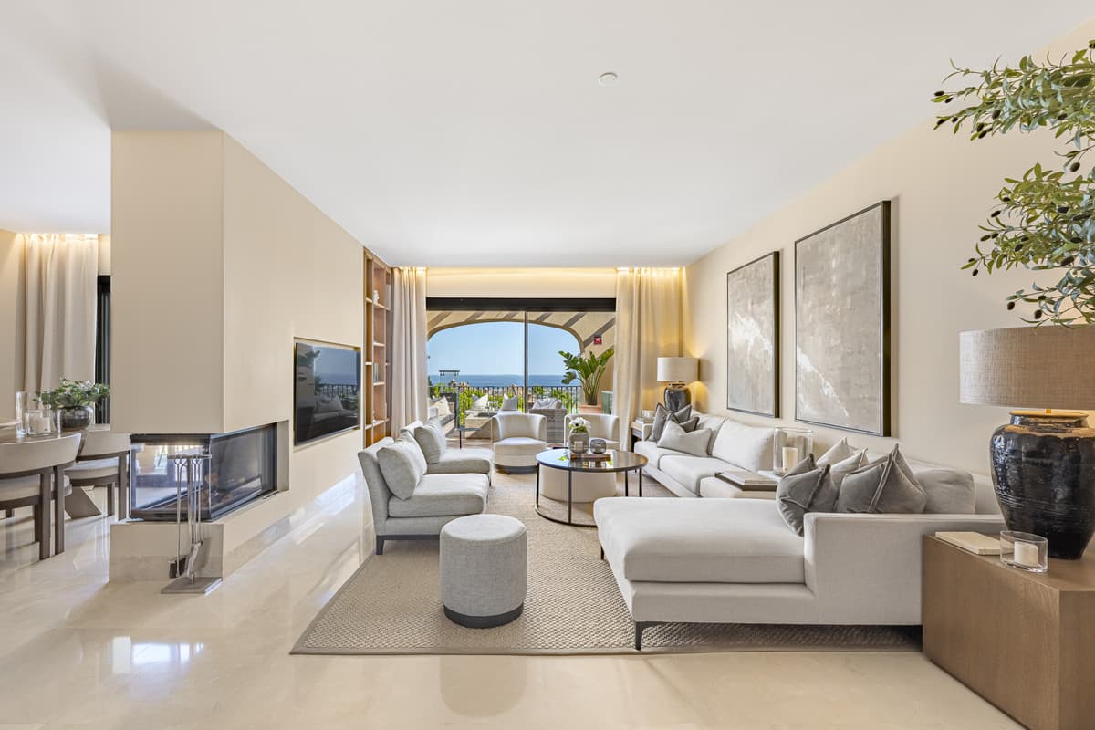 Penthouse in La Quinta — photo 9 of 10