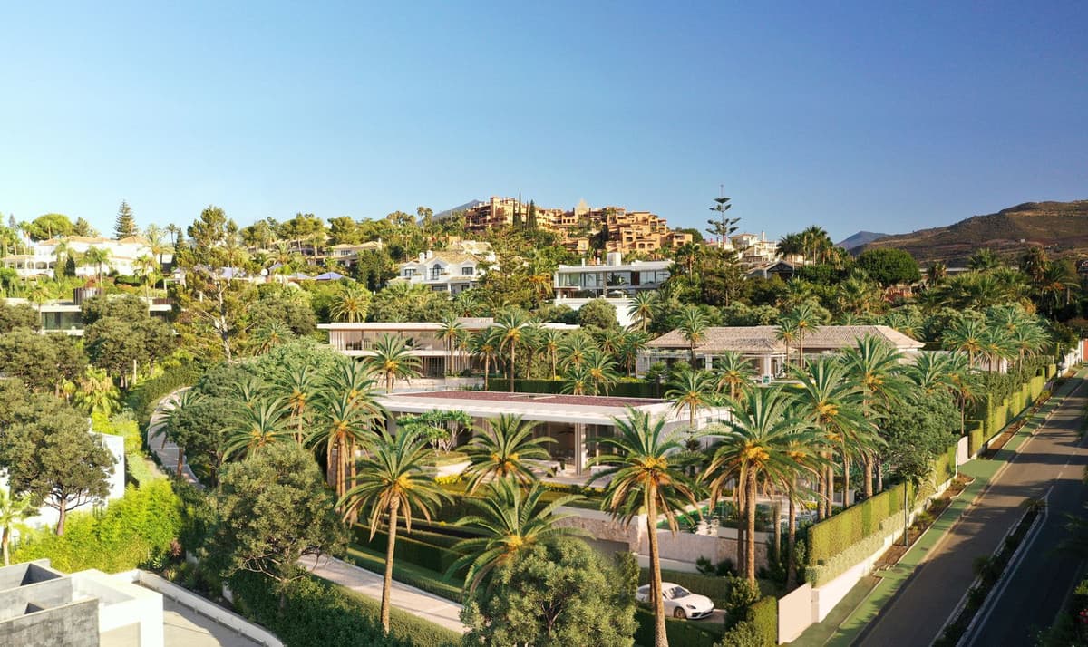 Residential Plot in Nueva Andalucía — photo 4 of 10