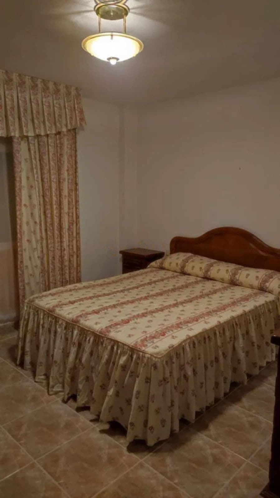 Middle Floor Apartment in Elviria — photo 7 of 10