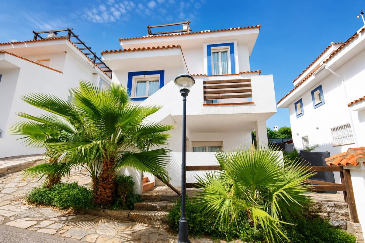 Detached Villa in Manilva — photo 1 of 10