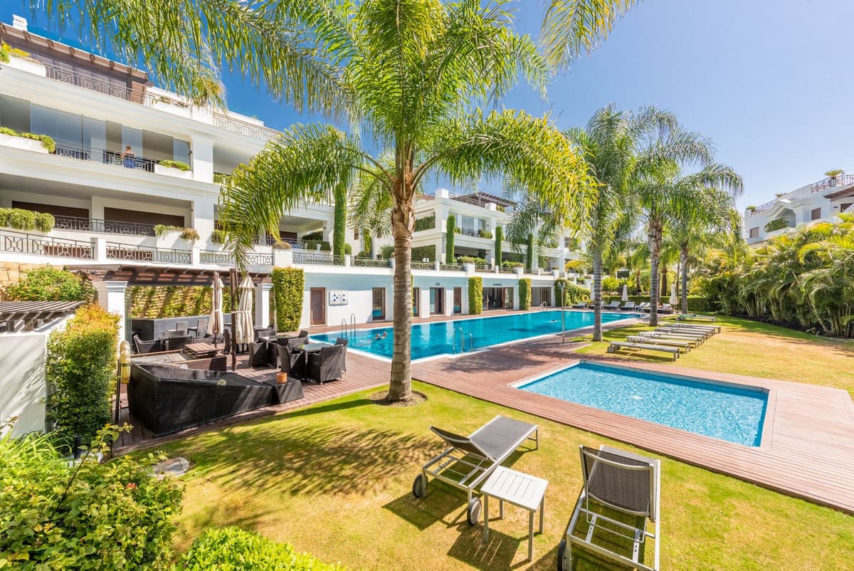 Duplex in Estepona — photo 2 of 10