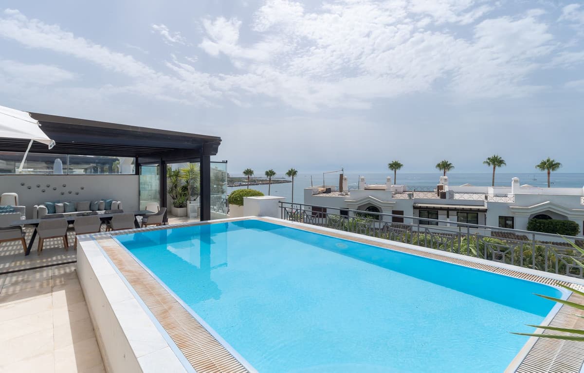 Duplex in Estepona — photo 9 of 10