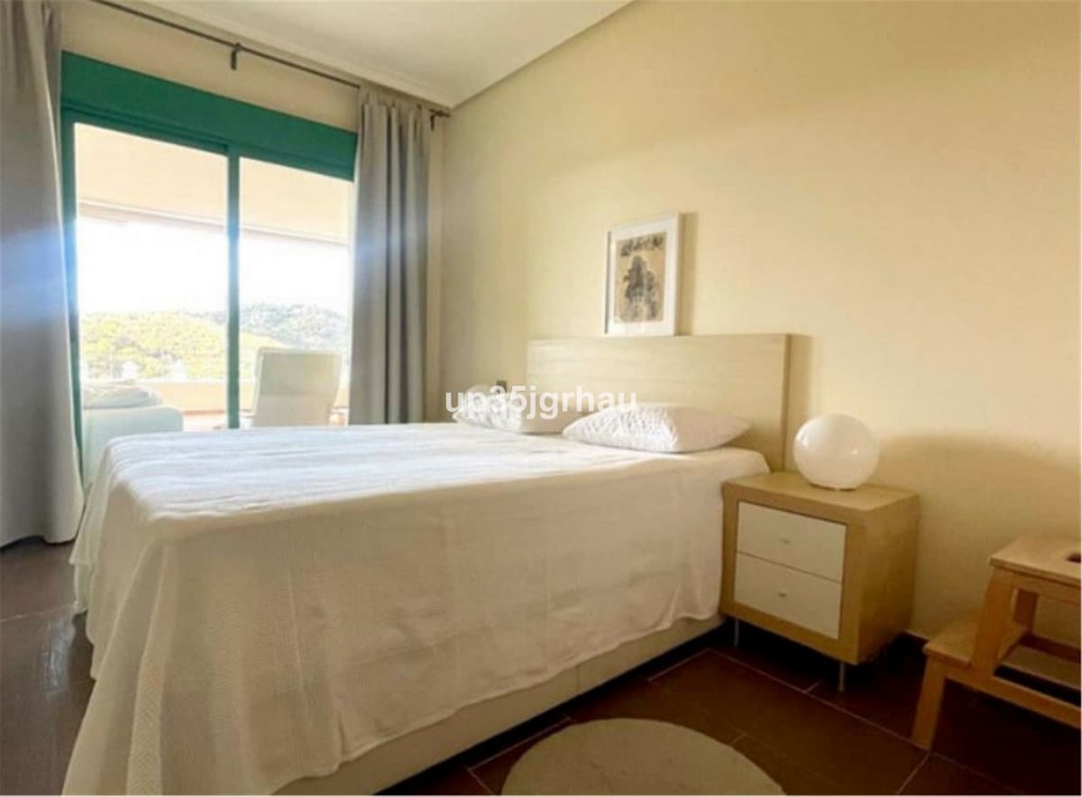 Middle Floor Apartment in Selwo — photo 8 of 10