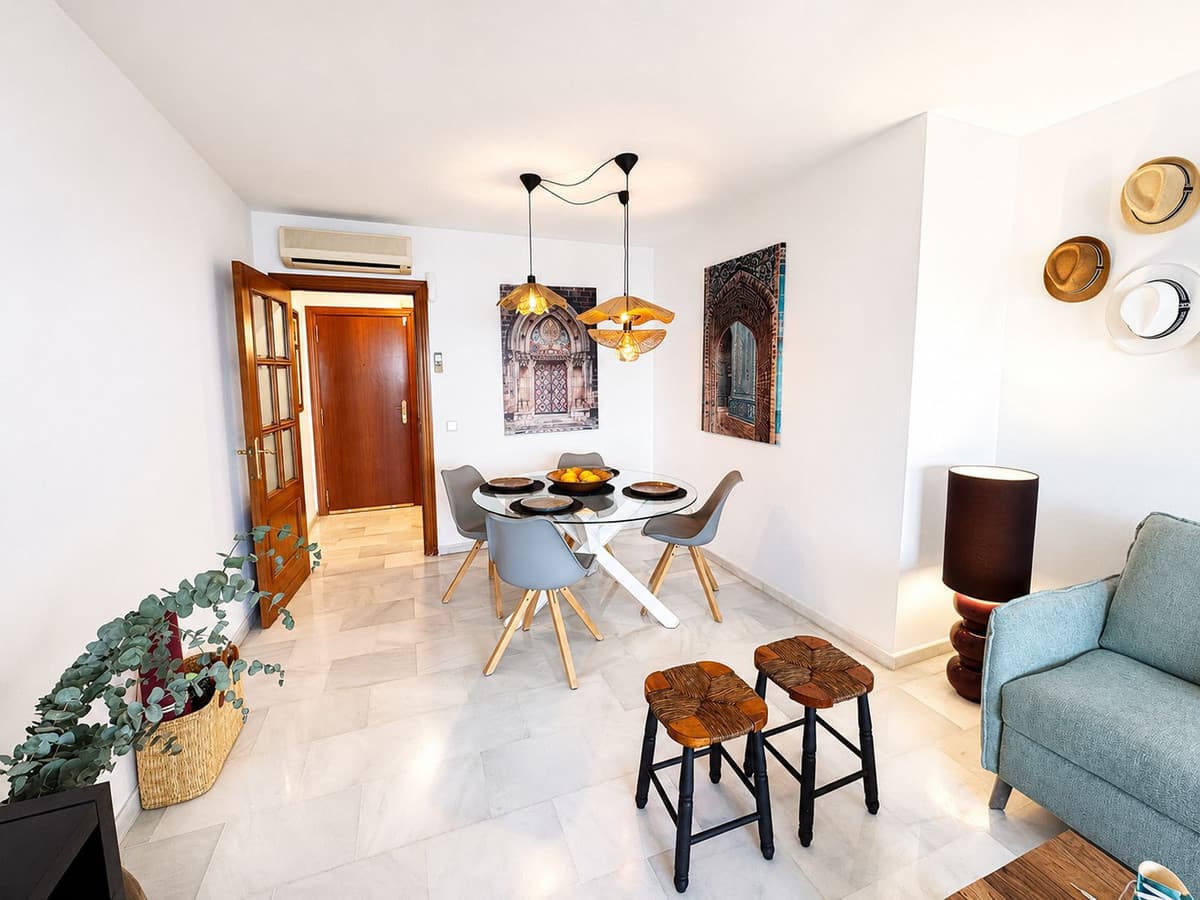 Middle Floor Apartment in El Chaparral — photo 9 of 10