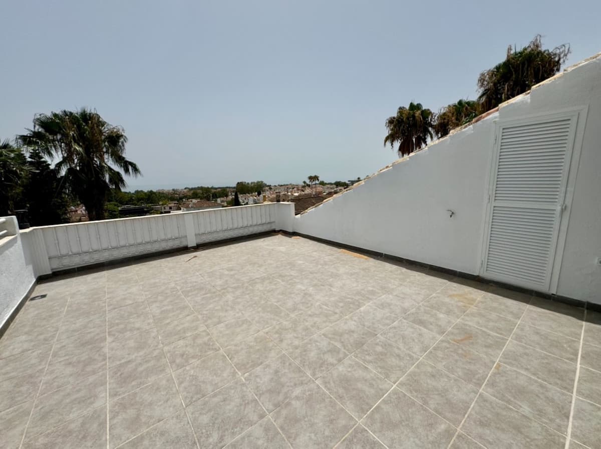 Middle Floor Apartment in Atalaya — photo 4 of 10