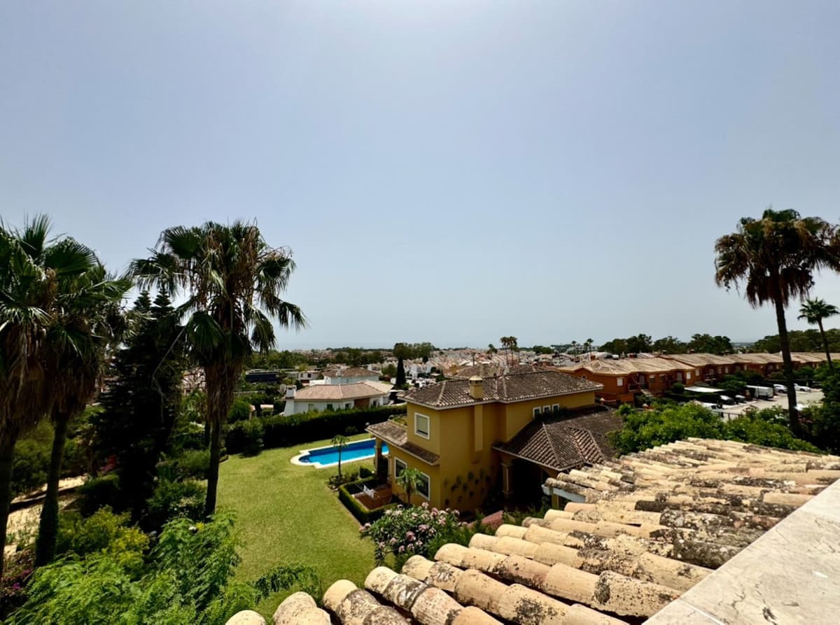 Middle Floor Apartment in Atalaya — photo 5 of 10